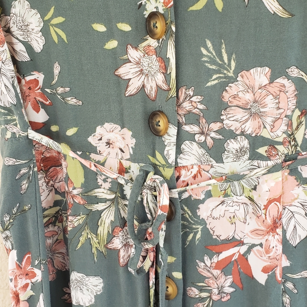 Floral Jumpsuit - Picture 2 of 2